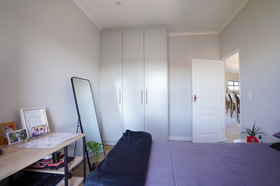 To Let 3 Bedroom Property for Rent in Sandown Western Cape